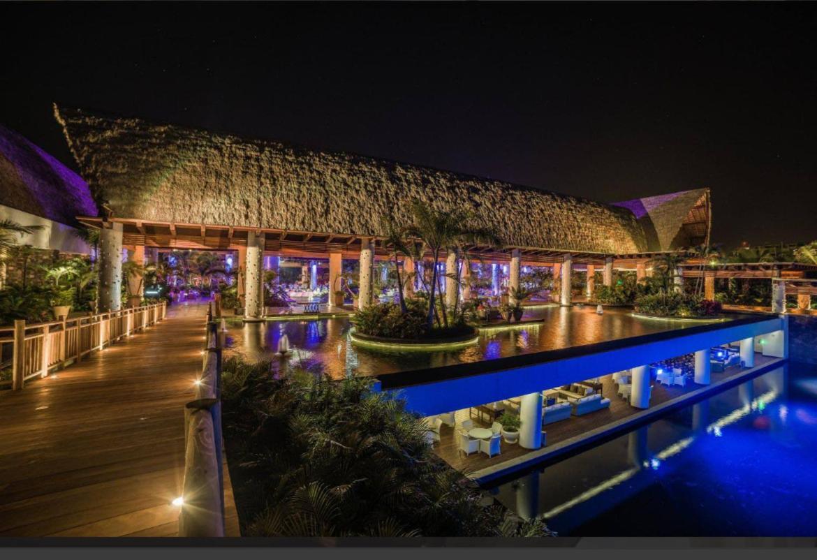 Grand Luxxe With Free Golf Hotel Nuevo Vallarta Exterior photo